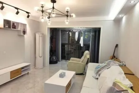 伊顿津桥3室2厅2卫南北精装真实好房