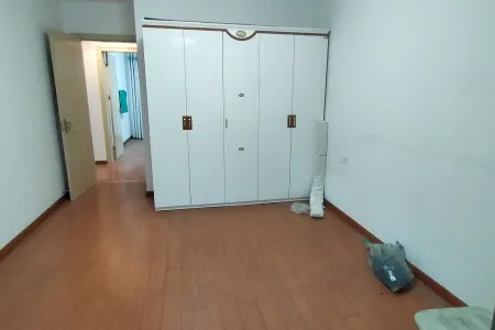 中凯景湖豪庭三房南精装真实好房