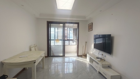 深业华府春天里