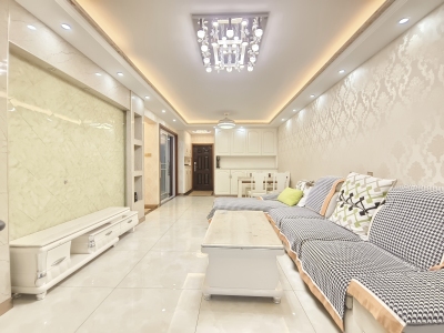 伟星金域国际 3室2厅1卫 73万 南北通透,视频房,三证齐全,满两年