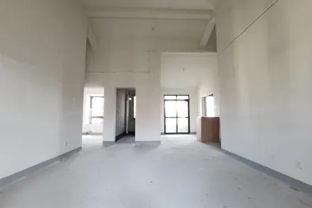 时代广场 4室2厅2卫 1,000元/月 南北通透,三证齐全,满两年