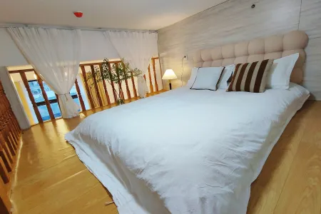 柏庄观邸财富广场 2室1厅1卫 1980元/月 沿河景观