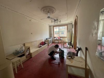 劳动新村 2室1厅1卫 87万元 学区房,采光充足,三证齐全