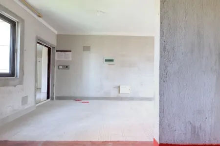 高速东方御府3室2厅2卫南毛坯真实好房