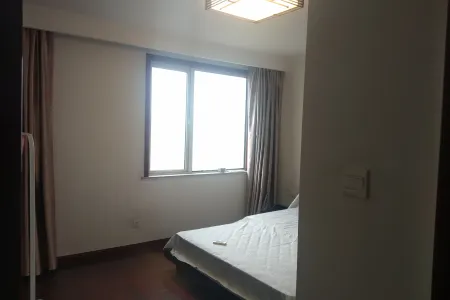 凤凰城中岛玉兰苑 3室2厅2卫 2,000元/月 南北通透,采光充足