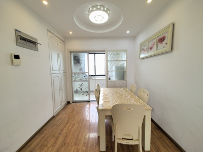 春晖家园东区2室2厅1卫南精装真实好房