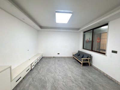 枫林佳苑 2室2厅1卫 1,500元/月 南北通透,性价比高