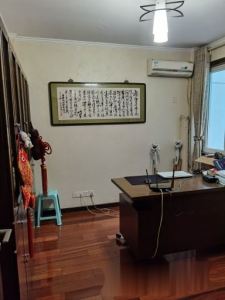 锦天花苑西区 3室2厅1卫 1元/月 南北通透,采光充足