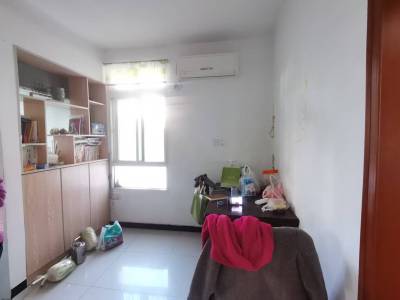 鹊桥小区三村 2室1厅1卫 32万 性价比高