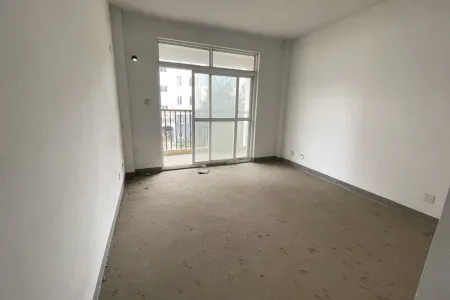 龙湖新城二期南区 1房1厅1卫 18万 南北通透