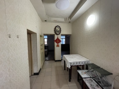 汤家北巷53 2室1厅1卫 42.0万 南北通透,满两年,三证齐全