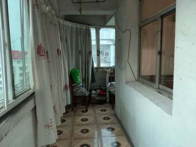 中长街小商品市场