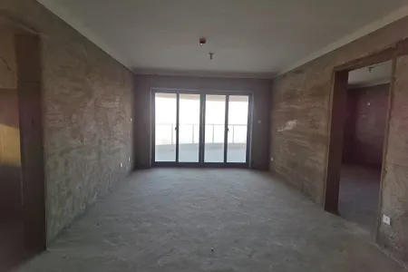 伟星长江之歌4房2厅2卫南北毛坯真实好房