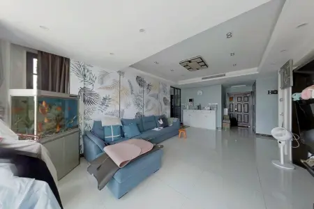 楚江府第 3室2厅2卫 150万 满两年,采光充足