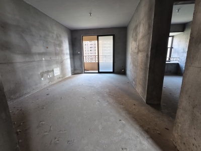 深业华府春天里