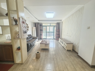 香格里拉花园3室2厅1卫南北精装真实好房