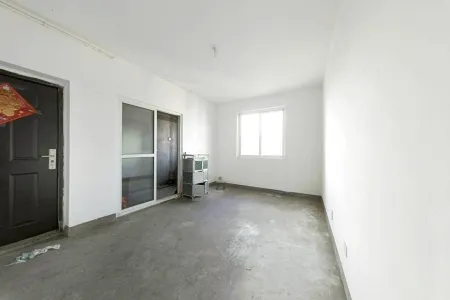 豪华装修,拎包入住,真正的地铁楼盘,升值空间无限