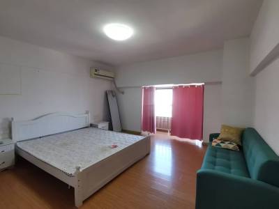 中央大厦 2室2厅1卫 1,500元/月 满两年