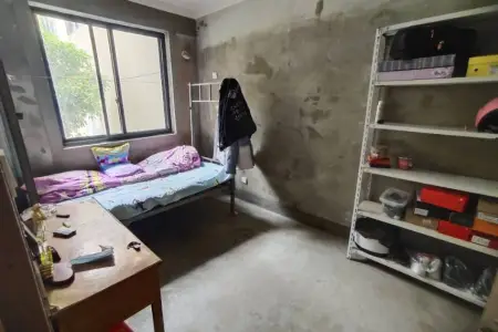 精装两房,送设施,拎包即住,总价低！