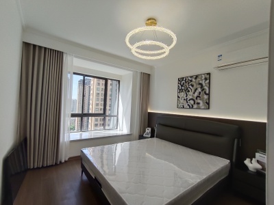 绿地新里海顿公馆