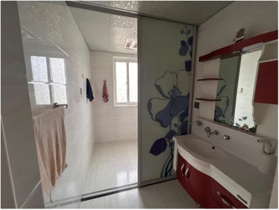 圣地雅歌一区 3室2厅1卫 1,800元/月 南北通透