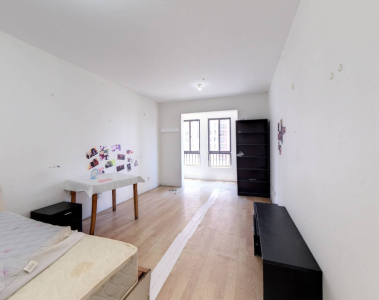 绿地4号地块北区(凯旋豪庭) 1室1厅1卫 36万 南北通透,学区房,采光充足