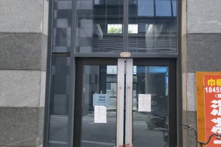 中建大厦临街商铺南毛坯真实好房