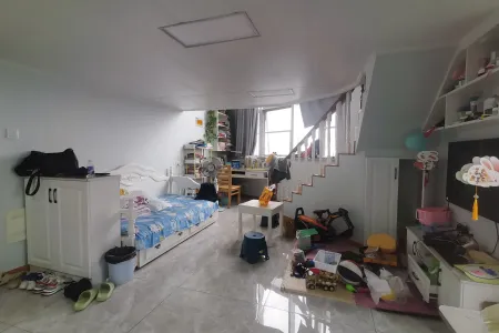 汇成名郡 1室1厅1卫 1,900.0元/月 学区房