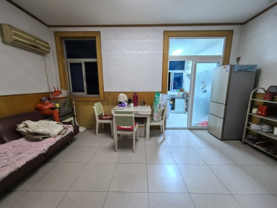 锅炉新村 2室1厅1卫 1,400元/月 南北通透,满两年