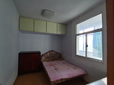 健康路32号小区