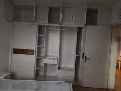 BOBO城F区 2室2厅1卫 1,600元/月 南北通透