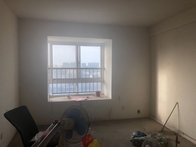 香江比华利山庄 2室2厅1卫 600元/月 南北通透