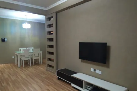 中央城A区 2房2厅1卫 1,900元/月 南北通透