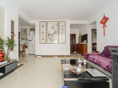 凤凰城中岛玉兰苑 3室2厅2卫 3,500元/月 采光充足,满两年