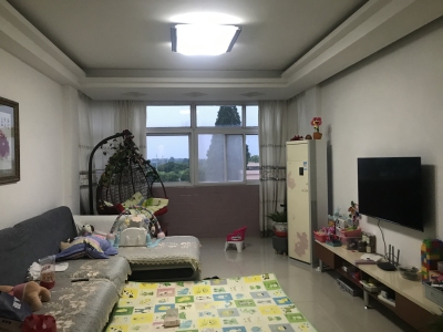 龙湖商贸城4房1厅2卫南精装真实好房