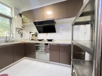 凤凰城中岛丁香苑