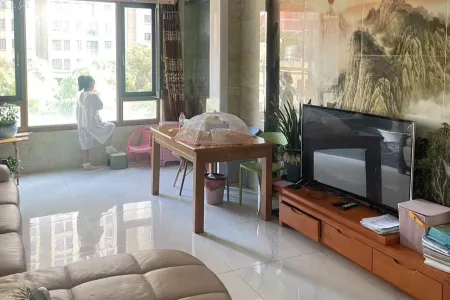 新里维多利亚公馆 2室2厅1卫 1,800元/月 性价比高