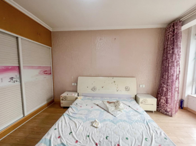 凤凰城南岛白桦轩