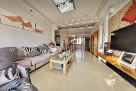 水岸星城东区 3室2厅1卫 40万 业主急售