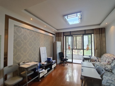 东方明珠三村2室2厅1卫南精装真实好房