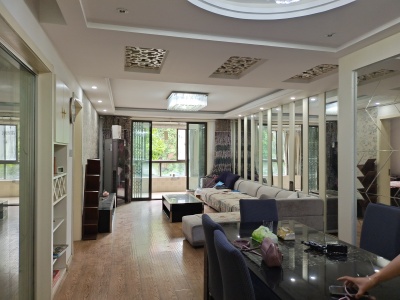 东方明珠三村3室2厅1卫南精装真实好房