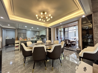 凤凰城中岛玫瑰苑别墅