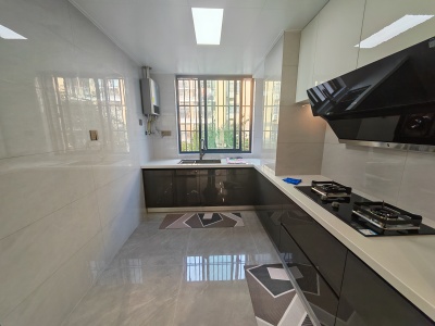 银湖·波尔卡国际花园