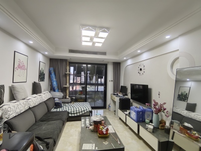 伟星公园大道壹号 2室1厅1卫 2,800元/月 南北通透,业主急售,性价比高,学区房,好景观