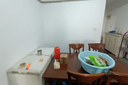 信德悦城 2室1厅1卫 1元/月 南北通透,三证齐全,满两年