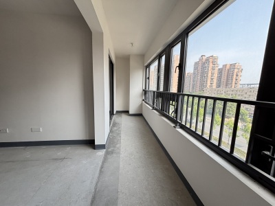 信达万科樾江望