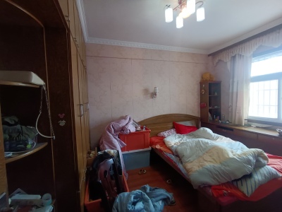 三山蔬菜市场北门商住