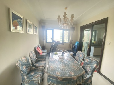 恒大华府 3室2厅2卫 142万 南北通透