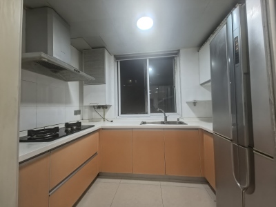 凤凰城北岛翡翠居