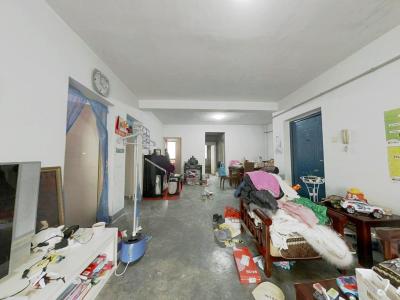 在水一方 3室1厅1卫 88万元 南北通透,三证齐全,满两年